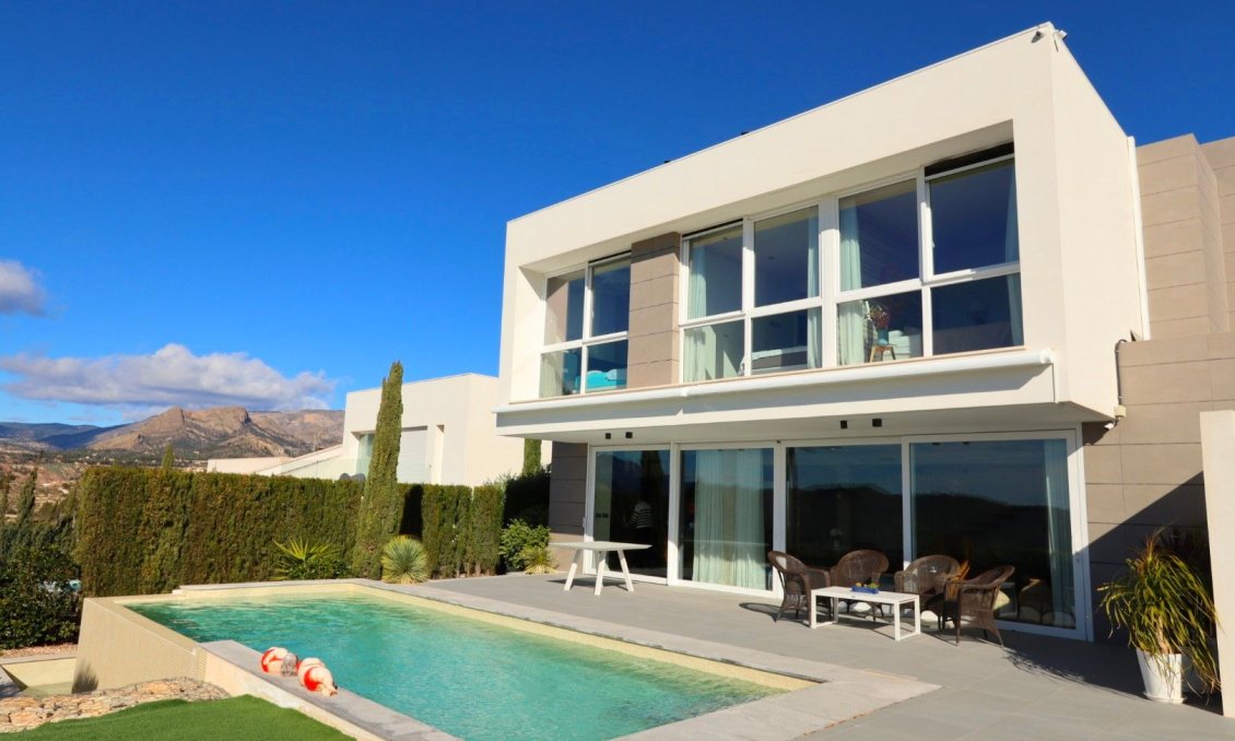 Segunda mano - Villa -
Finestrat - Costa Blanca