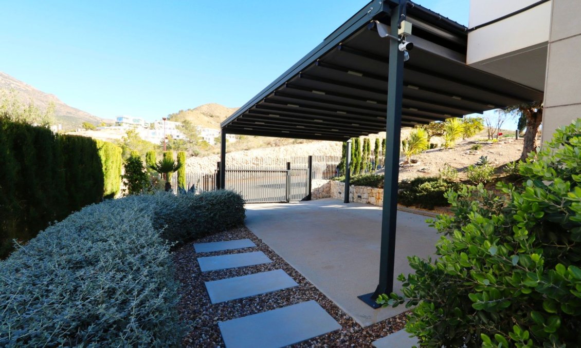 Segunda mano - Villa -
Finestrat - Costa Blanca