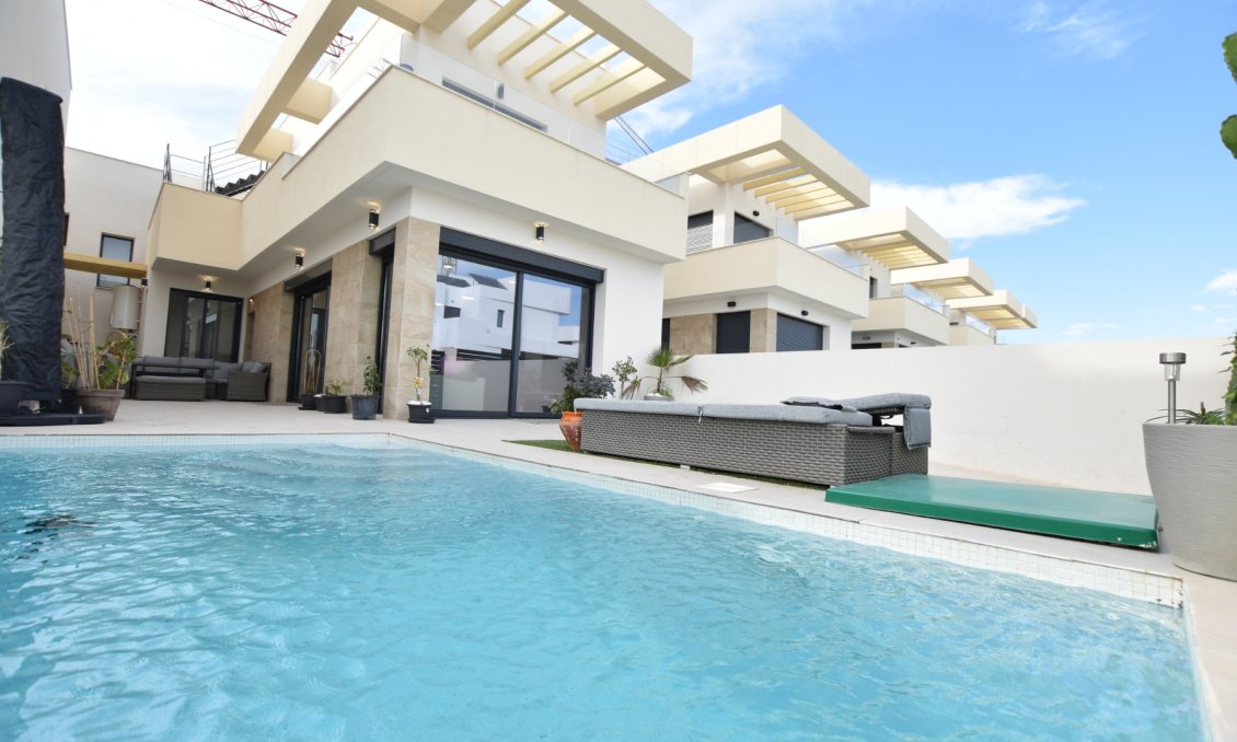 Wiederverkauf - Villa -
Los Montesinos - Costa Blanca