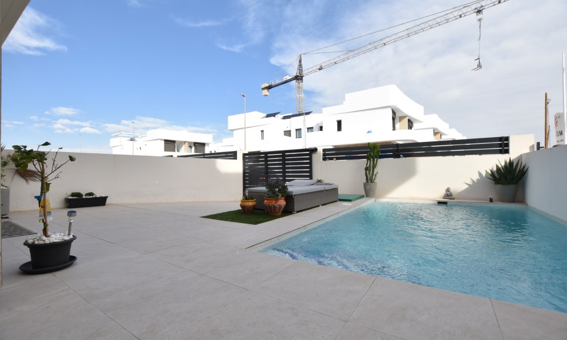Wiederverkauf - Villa -
Los Montesinos - Costa Blanca