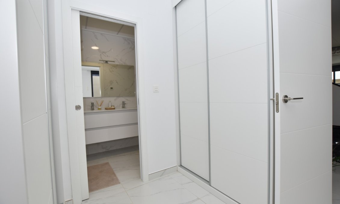 Wiederverkauf - Villa -
Los Montesinos - Costa Blanca