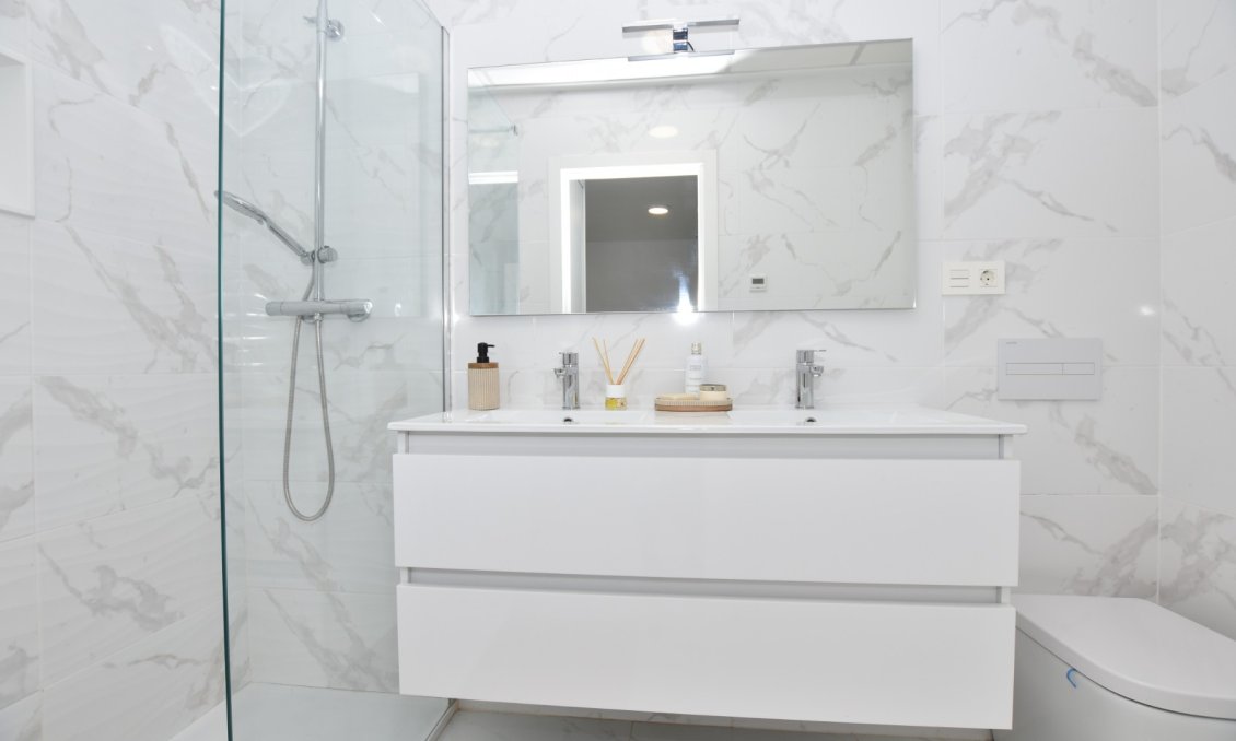 Wiederverkauf - Villa -
Los Montesinos - Costa Blanca