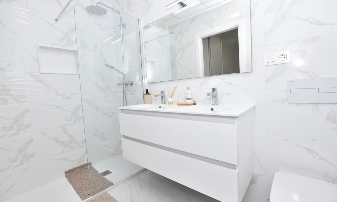 Wiederverkauf - Villa -
Los Montesinos - Costa Blanca