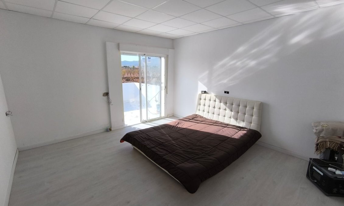 Wiederverkauf - Villa -
Pinoso - Inland