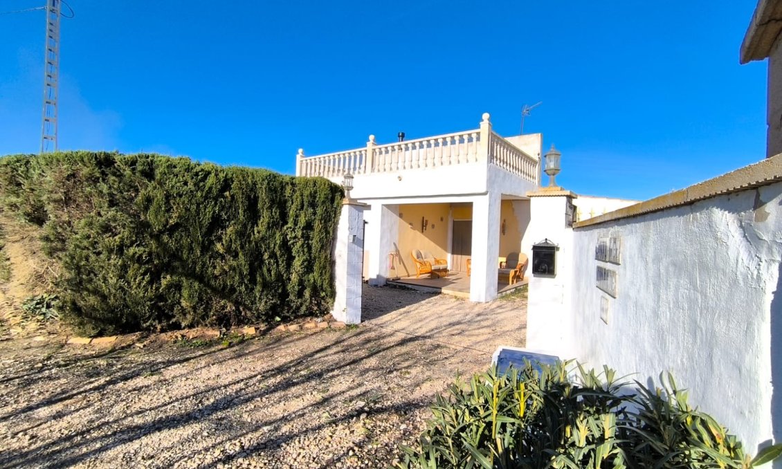 Wiederverkauf - Villa -
Villena - Inland