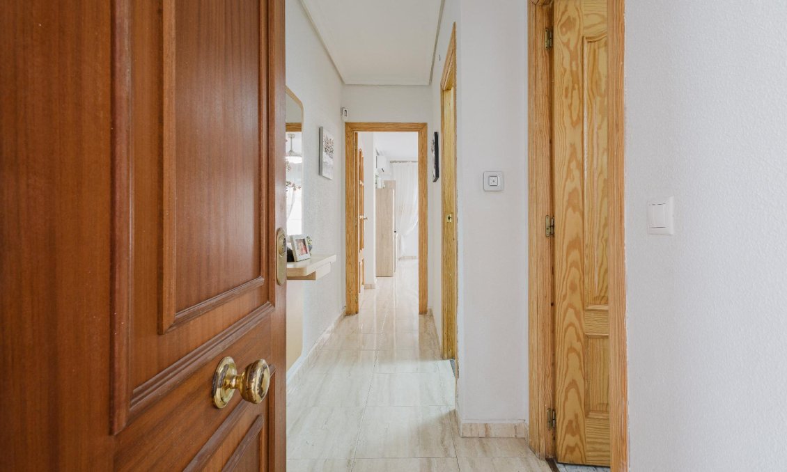 Revente - Appartement -
Torrevieja - Costa Blanca