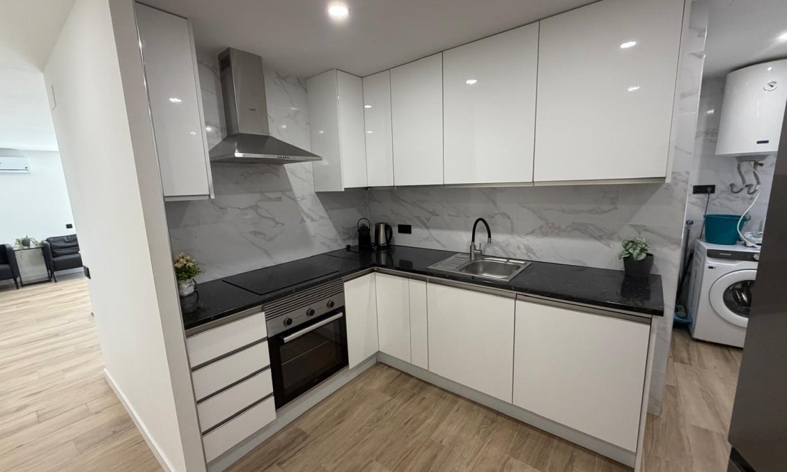 Revânzare - Apartament -
Torrevieja - Costa Blanca