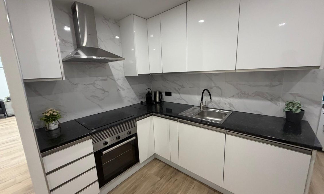 Revânzare - Apartament -
Torrevieja - Costa Blanca