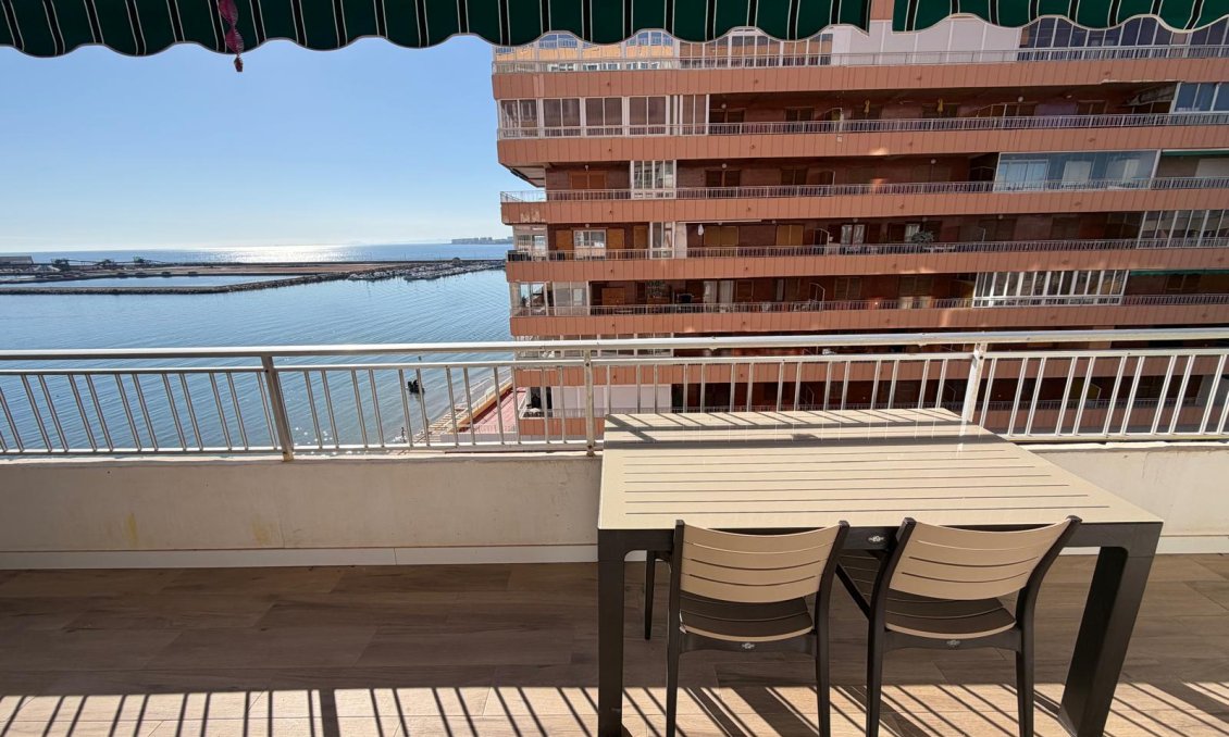 Revânzare - Apartament -
Torrevieja - Costa Blanca