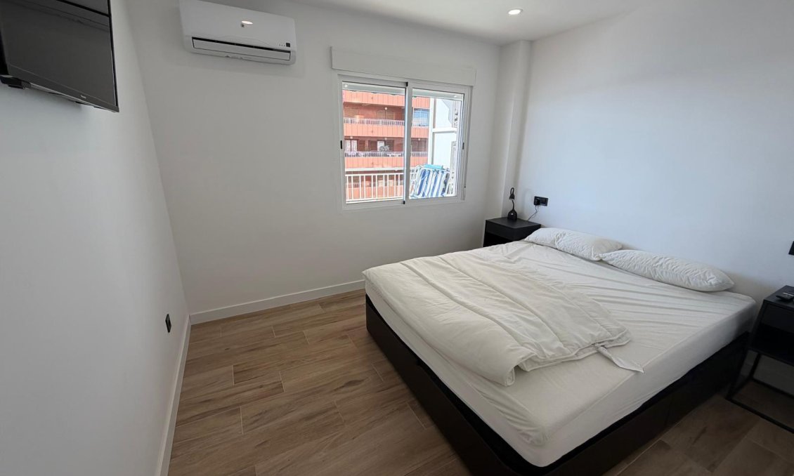 Revânzare - Apartament -
Torrevieja - Costa Blanca