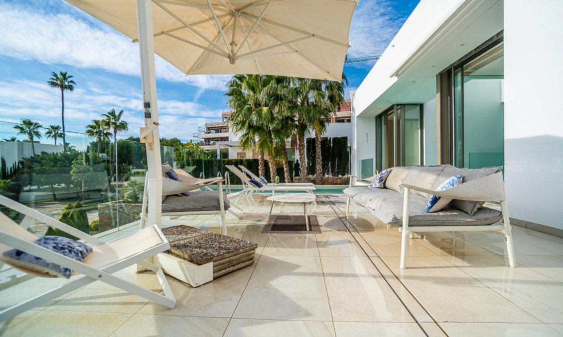 Revente - Villa -
Orihuela Costa - Costa Blanca