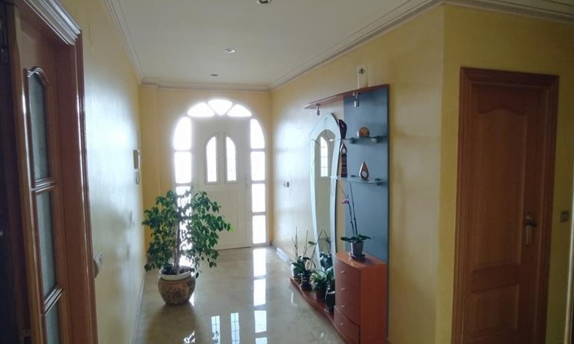 Wiederverkauf - Villa -
Orihuela - LOS DESEMPARADOS