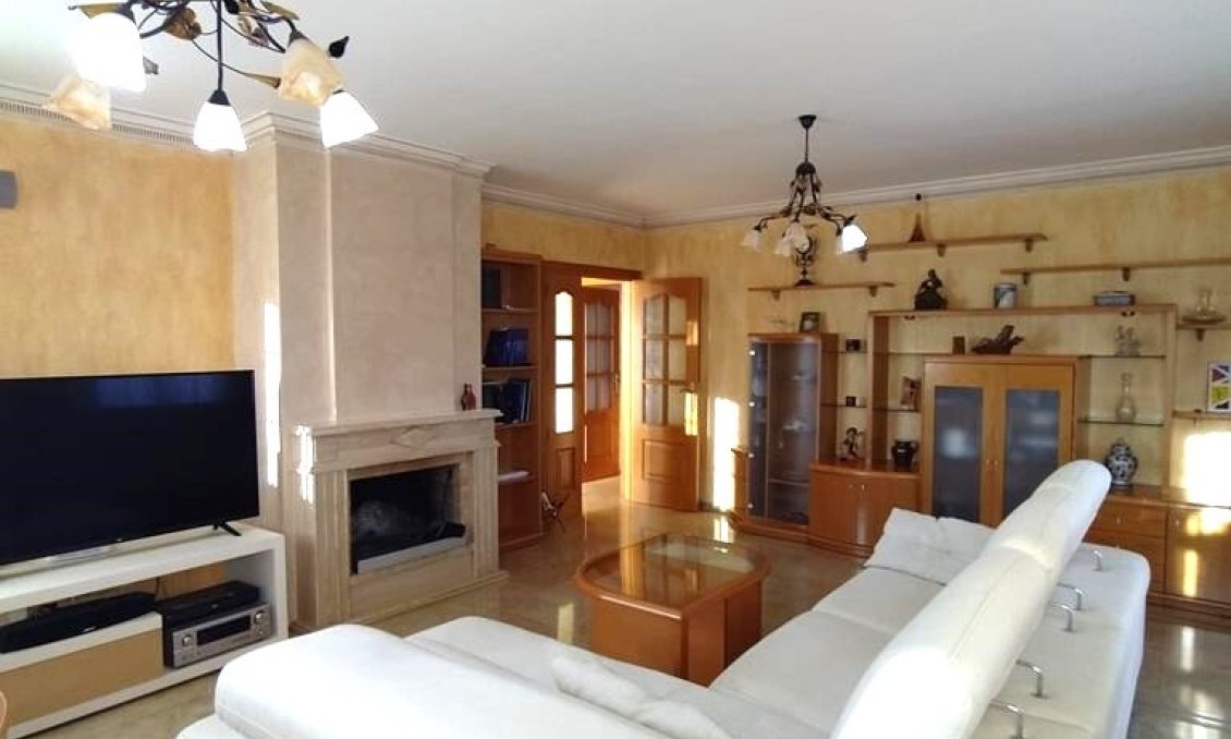 Wiederverkauf - Villa -
Orihuela - LOS DESEMPARADOS