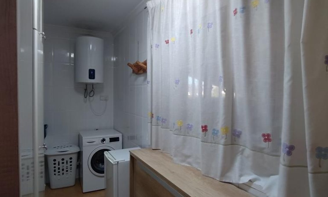 Wiederverkauf - Villa -
Orihuela - LOS DESEMPARADOS