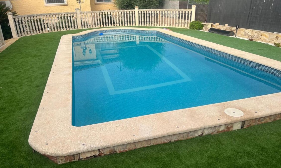 Wiederverkauf - Villa -
Orihuela - LOS DESEMPARADOS