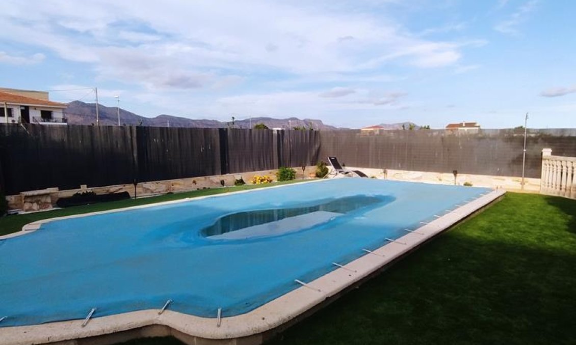 Wiederverkauf - Villa -
Orihuela - LOS DESEMPARADOS