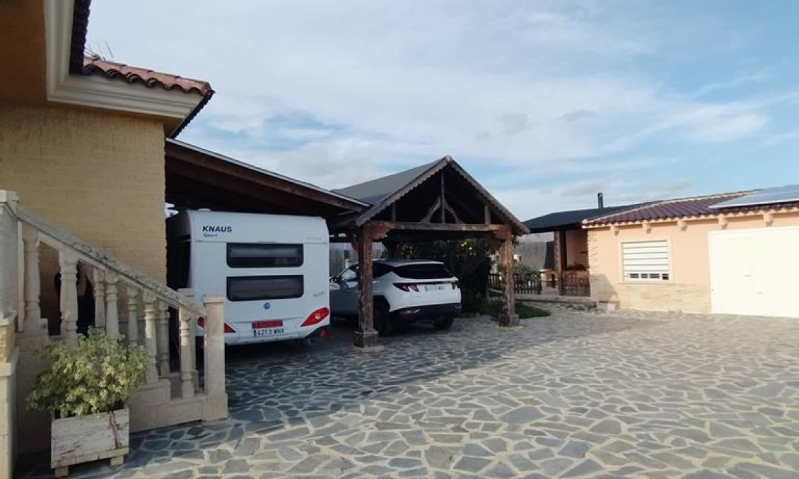 Wiederverkauf - Villa -
Orihuela - LOS DESEMPARADOS