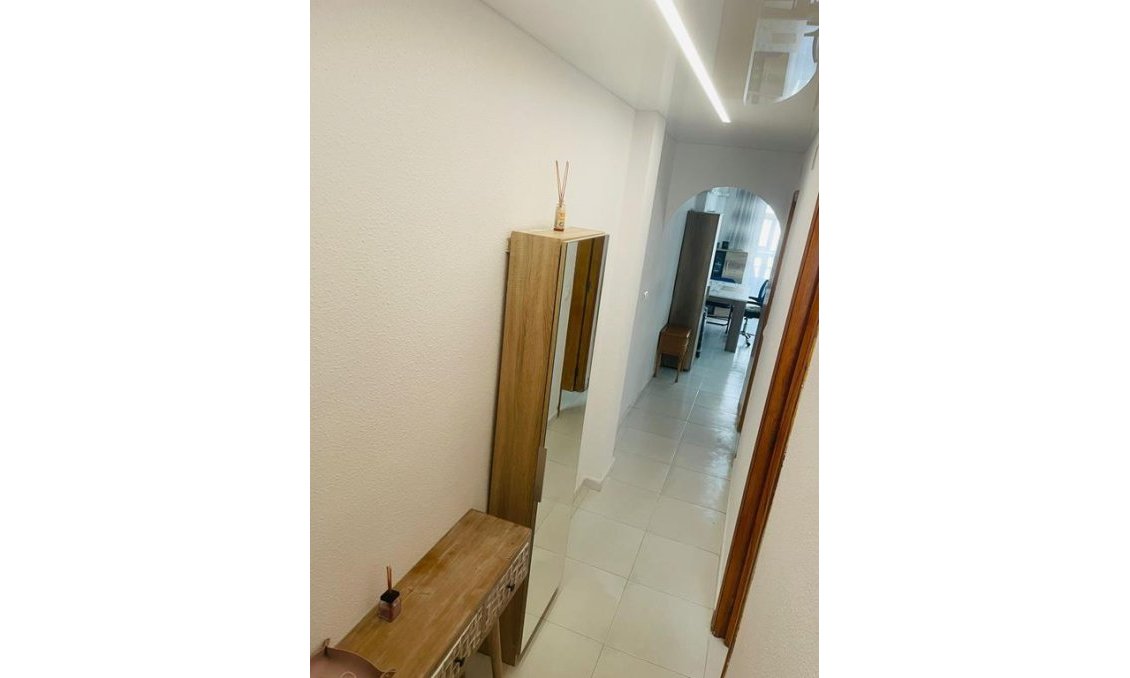 Wiederverkauf - Wohnung -
Torrevieja - HABANERAS - LA LOMA