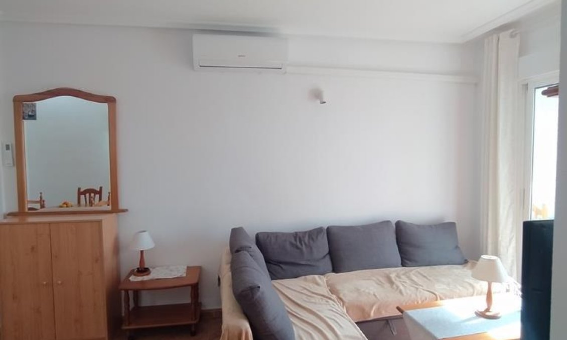 Wiederverkauf - Wohnung -
Torrevieja - CASCO URBANO