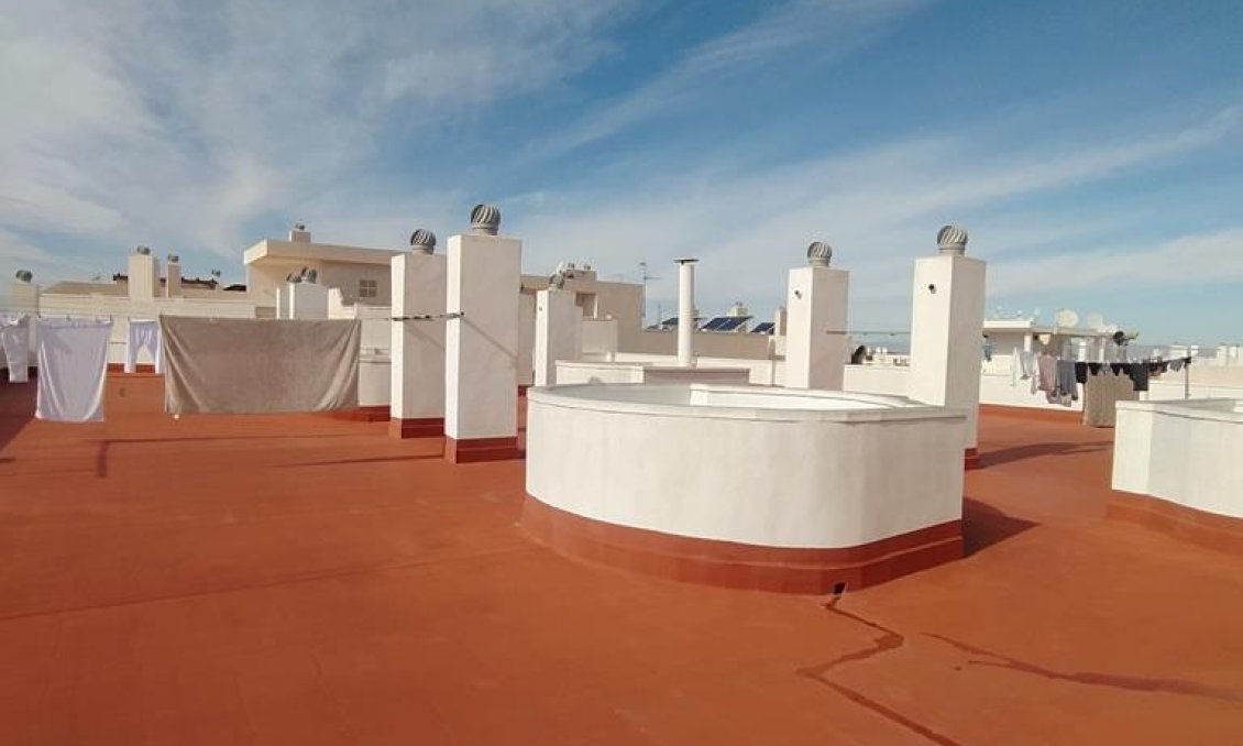 Wiederverkauf - Wohnung -
Torrevieja - CASCO URBANO