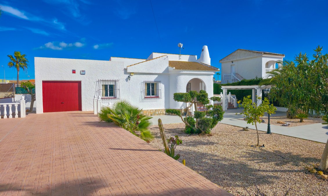 Revente - Villa -
Torrevieja - Costa Blanca