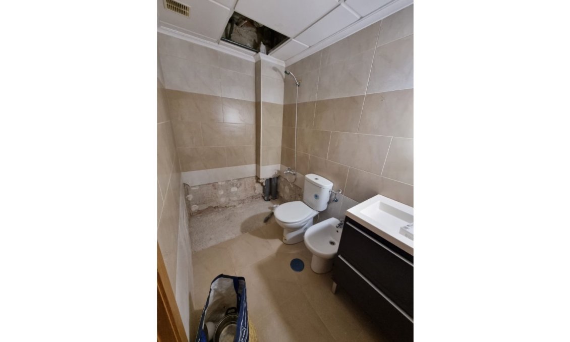 Használt Ingatlanok - Apartman -
Torrevieja - Costa Blanca