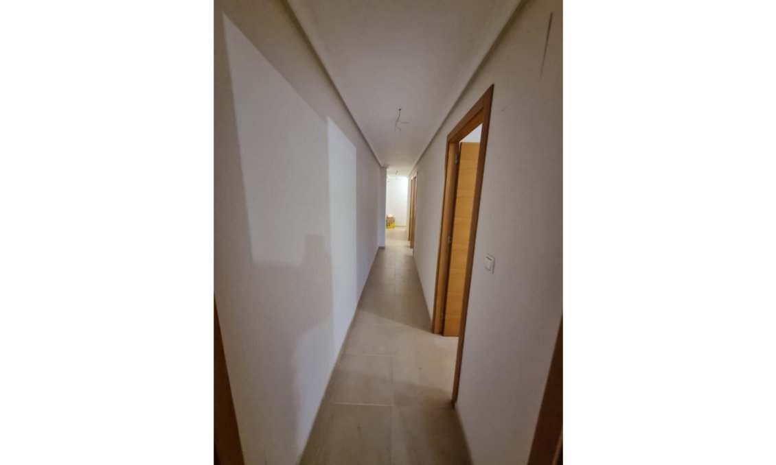Használt Ingatlanok - Apartman -
Torrevieja - Costa Blanca