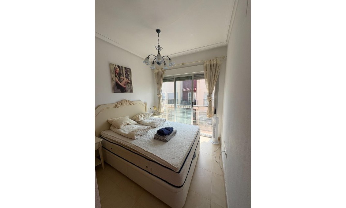 Segunda mano - Ático -
Torrevieja - Punta Prima