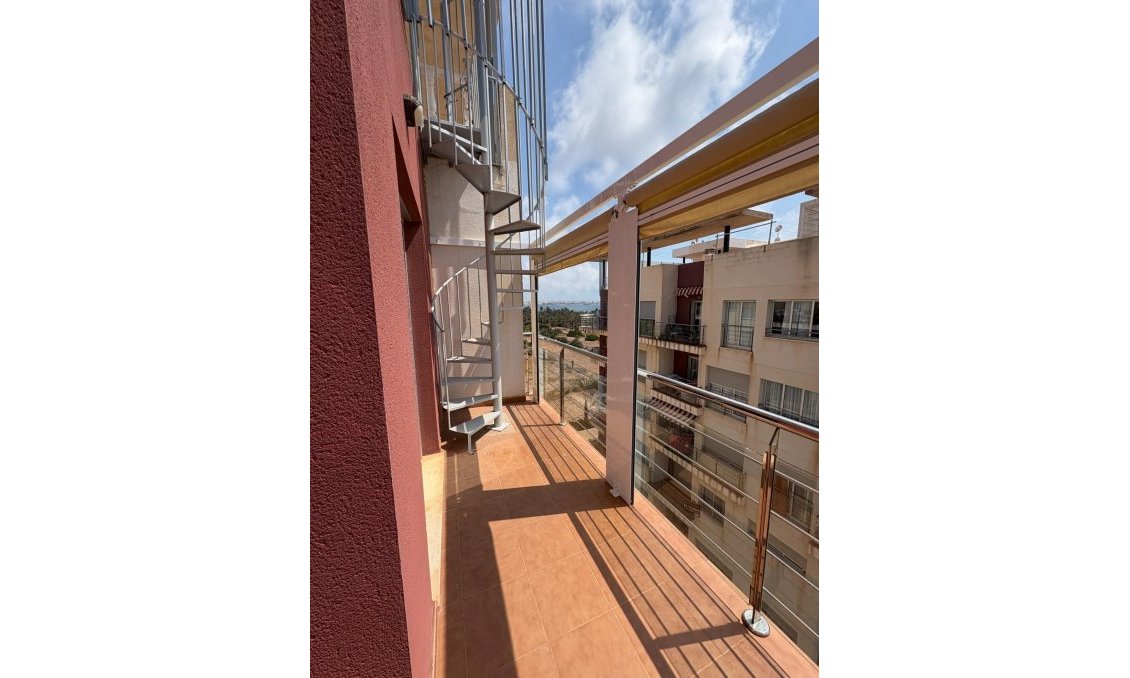 Segunda mano - Ático -
Torrevieja - Punta Prima