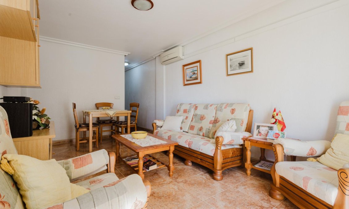 Wiederverkauf - Wohnung -
Torrevieja - Costa Blanca