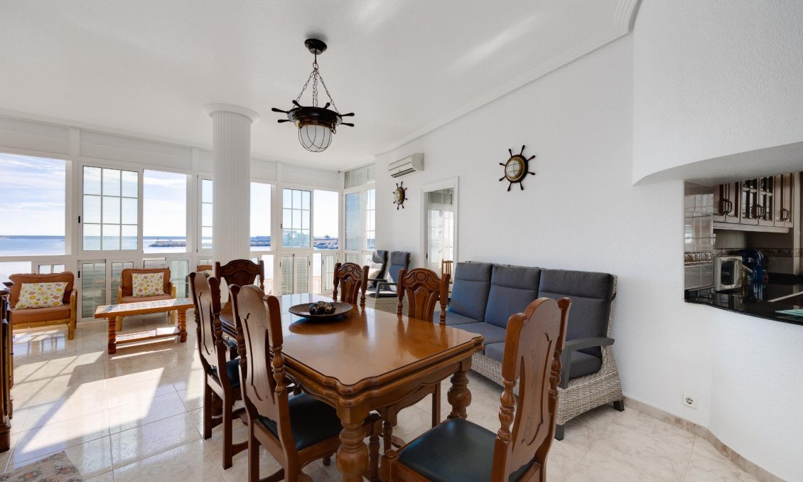 Wiederverkauf - Wohnung -
Torrevieja - Costa Blanca