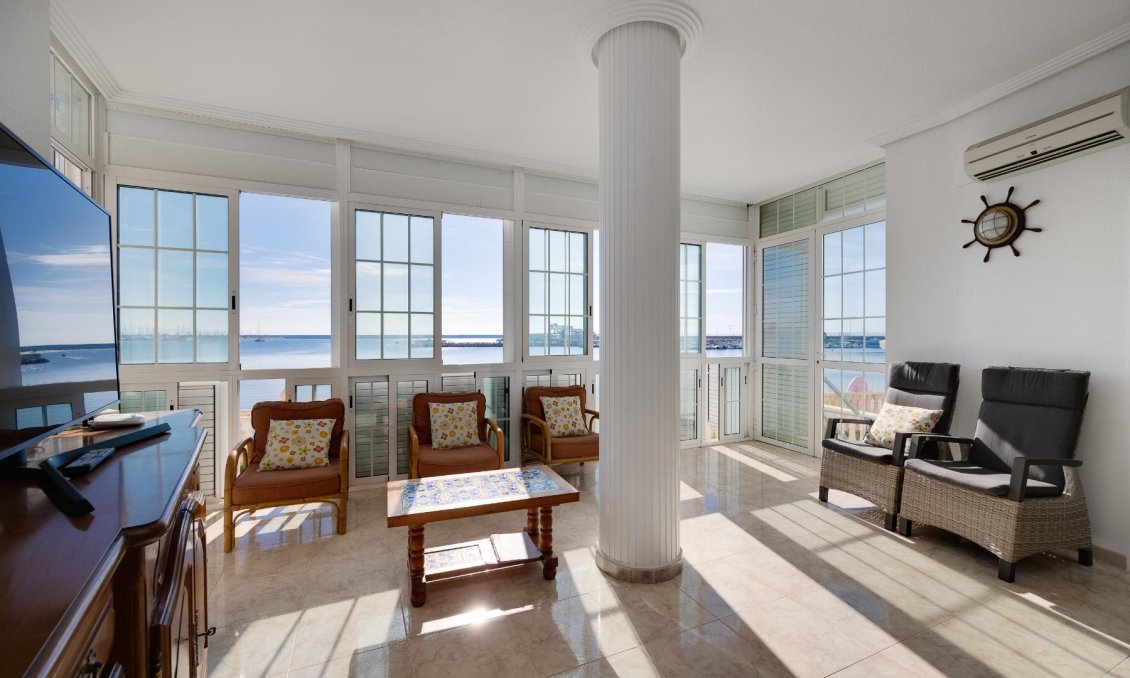 Wiederverkauf - Wohnung -
Torrevieja - Costa Blanca