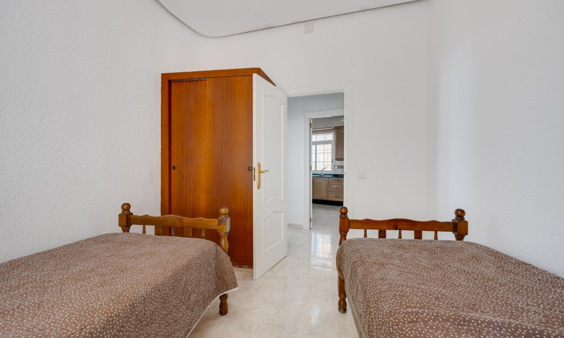 Wiederverkauf - Wohnung -
Torrevieja - Costa Blanca