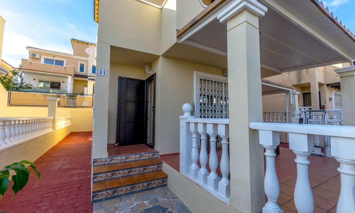 Segunda mano - Town House -
Orihuela Costa - Costa Blanca