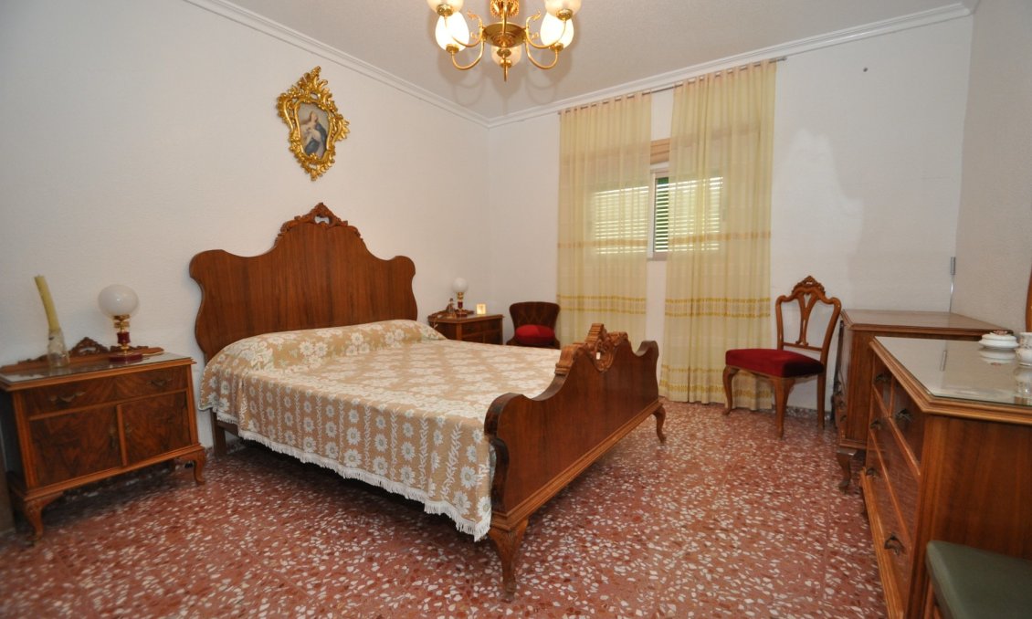 Wiederverkauf - Villa -
Yecla - Inland