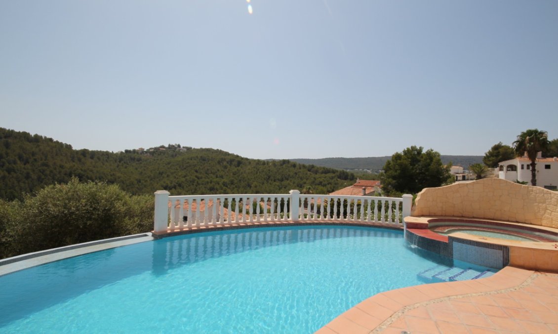 Használt Ingatlanok - Villa -
Jávea - Costa Blanca