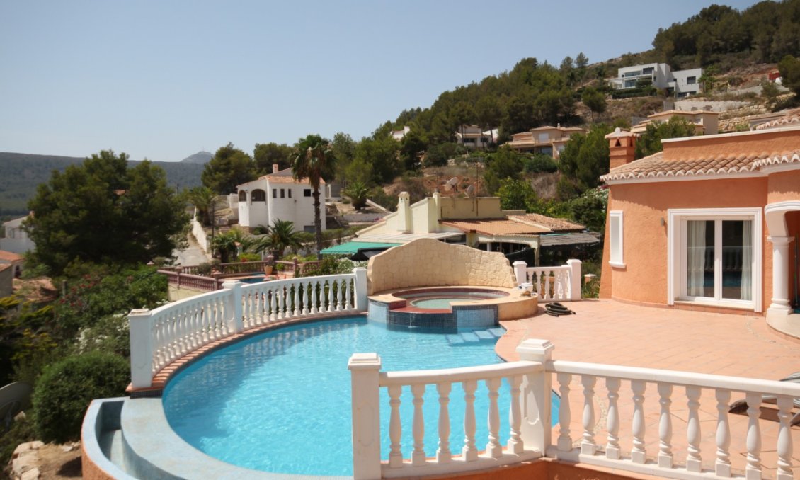 Használt Ingatlanok - Villa -
Jávea - Costa Blanca