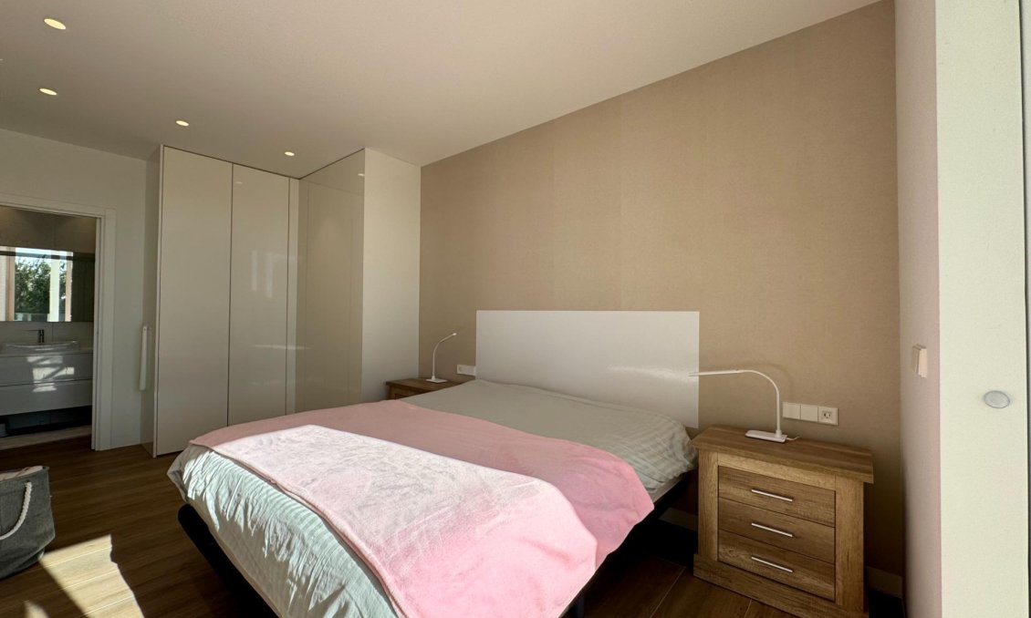 Revânzare - Apartament -
Orihuela - Las Colinas Golf