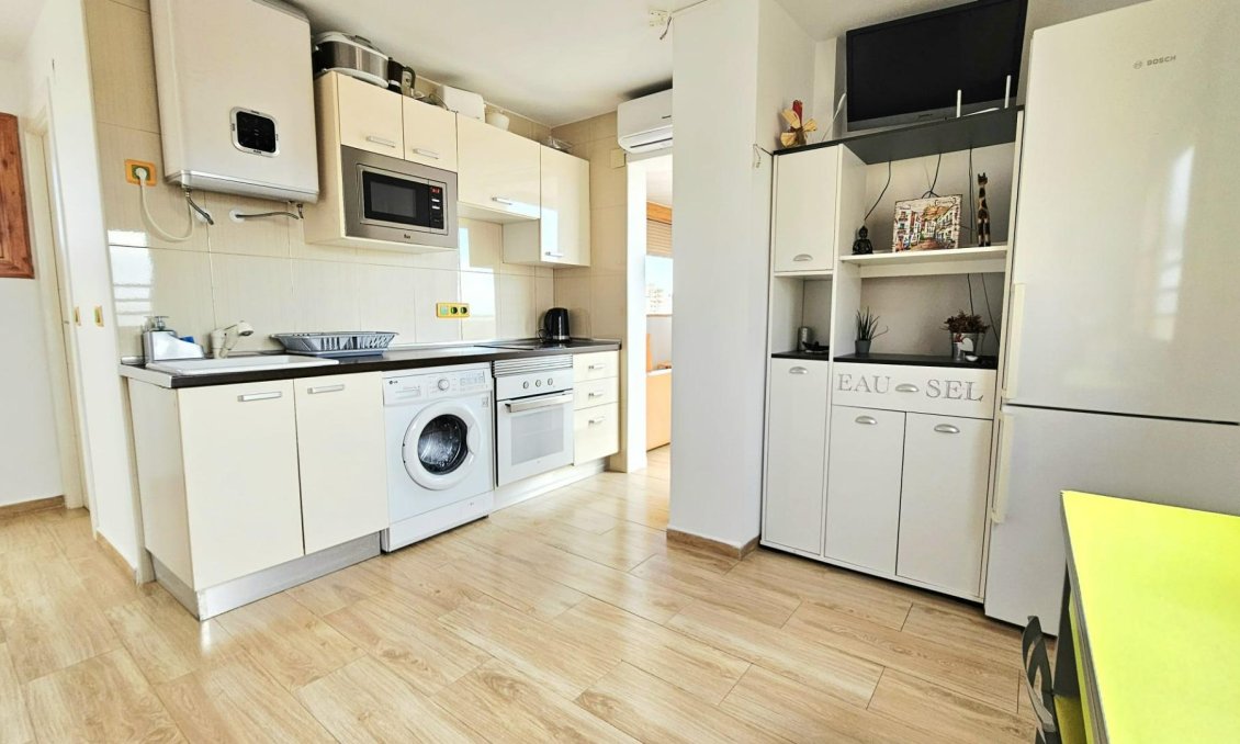 Wiederverkauf - Wohnung -
Torrevieja - Nueva Torrevieja