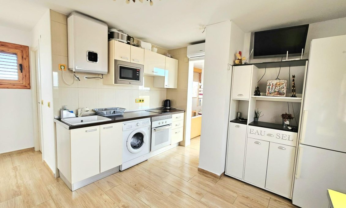 Wiederverkauf - Wohnung -
Torrevieja - Nueva Torrevieja