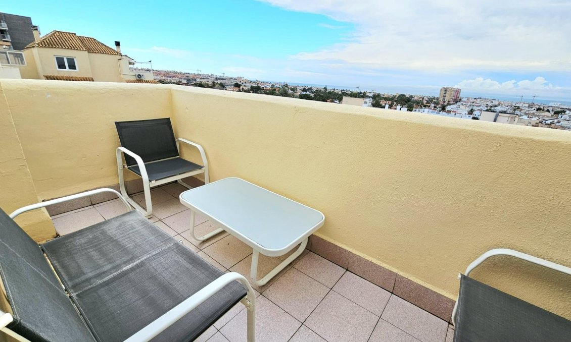 Wiederverkauf - Wohnung -
Torrevieja - Nueva Torrevieja