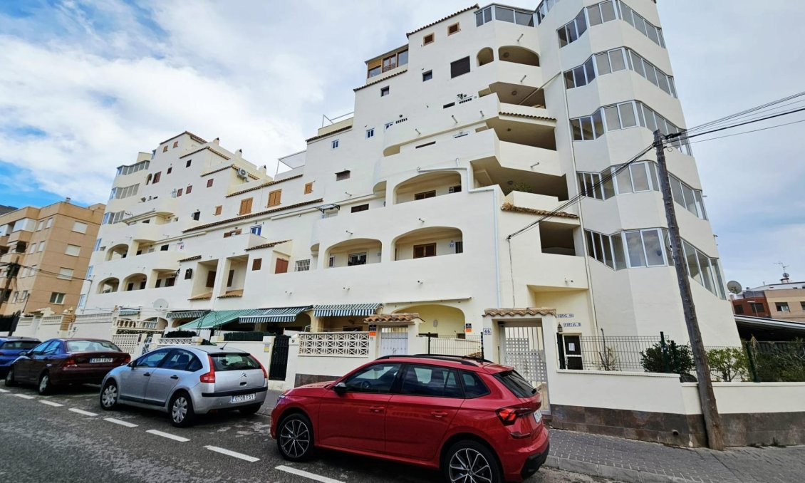 Wiederverkauf - Wohnung -
Torrevieja - Nueva Torrevieja