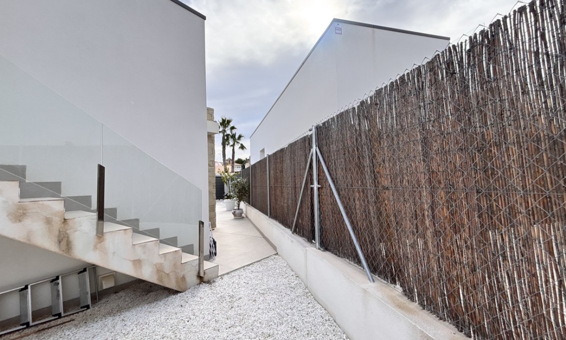 Revente - Villa -
San Miguel de Salinas - Costa Blanca