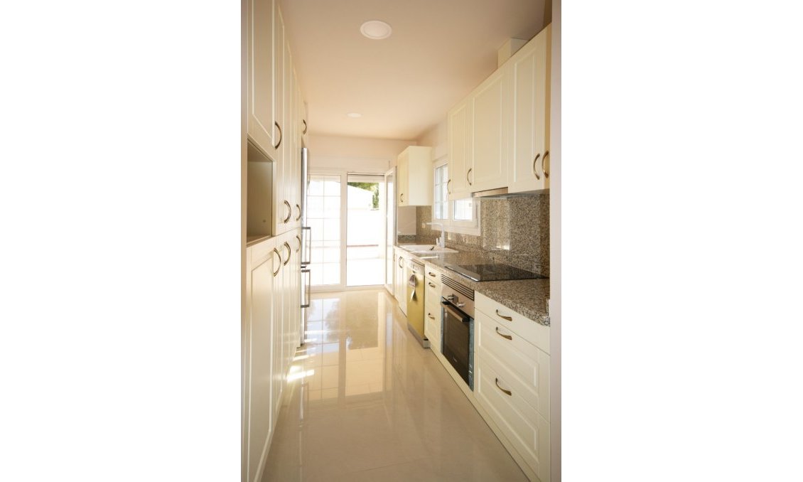 Használt Ingatlanok - Villa -
Cabo Roig - Costa Blanca