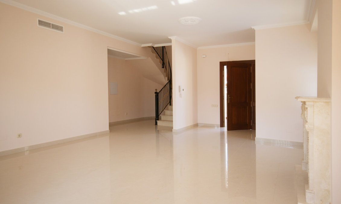 Használt Ingatlanok - Villa -
Cabo Roig - Costa Blanca