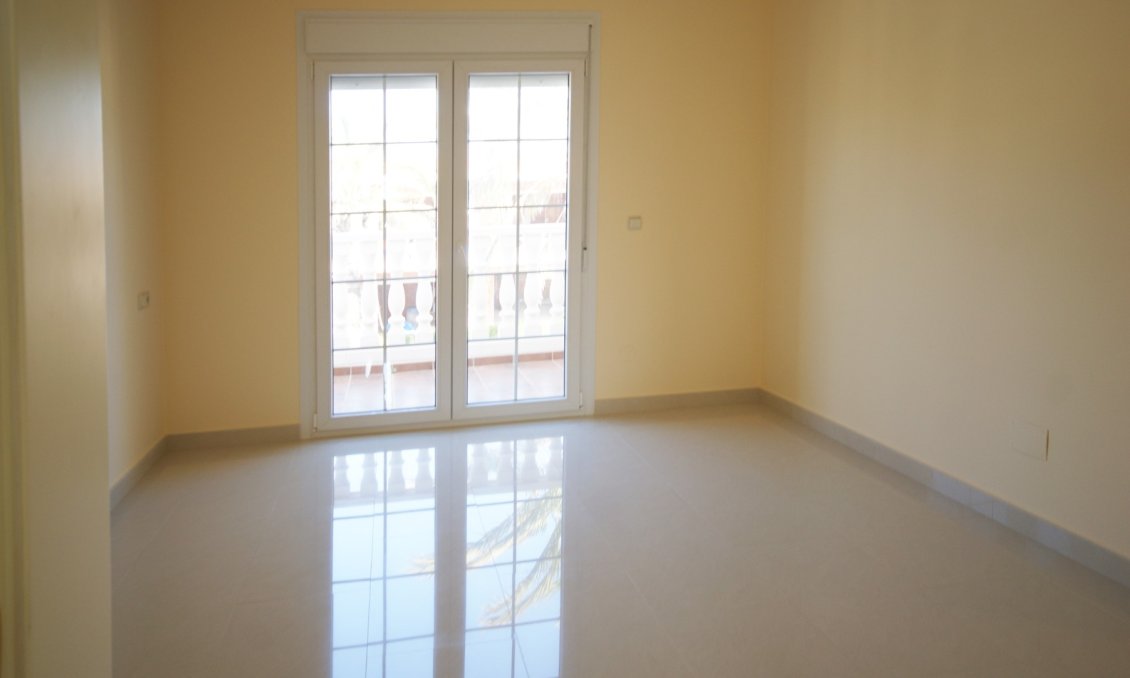 Használt Ingatlanok - Villa -
Cabo Roig - Costa Blanca