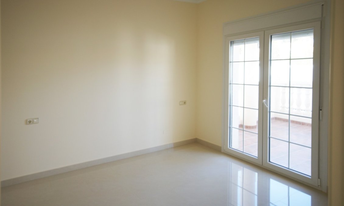 Használt Ingatlanok - Villa -
Cabo Roig - Costa Blanca