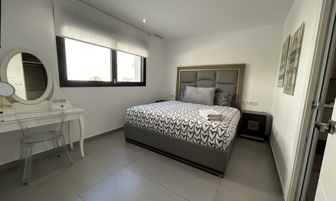 Resale - Villa -
Los Balcones - Costa Blanca