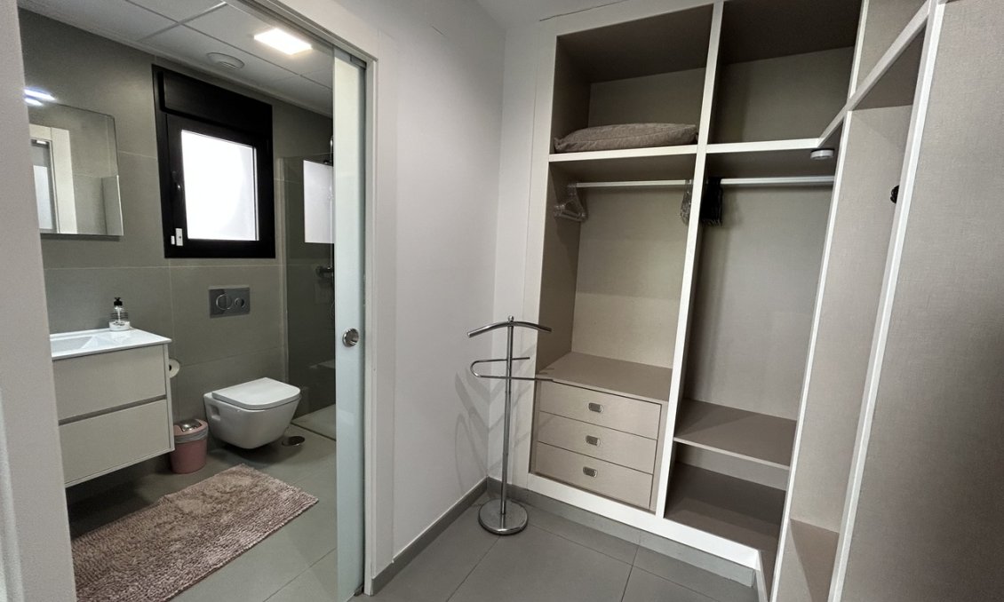 Resale - Villa -
Los Balcones - Costa Blanca