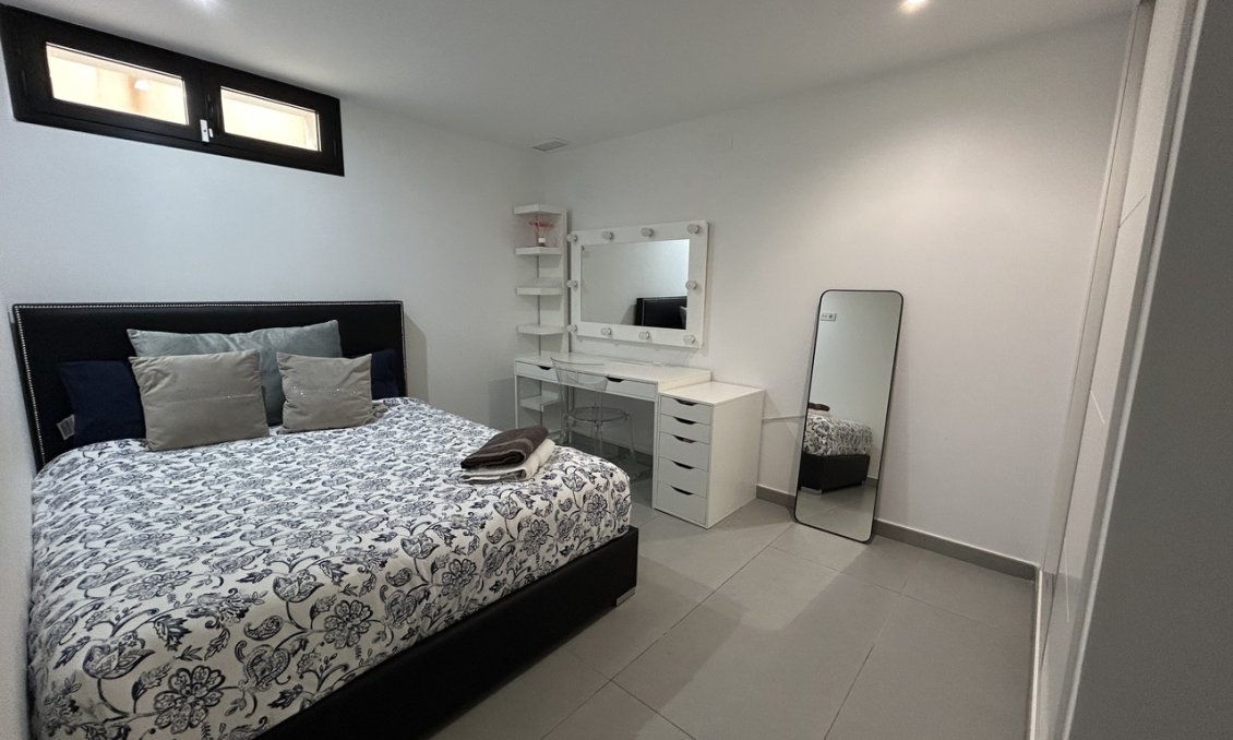 Resale - Villa -
Los Balcones - Costa Blanca